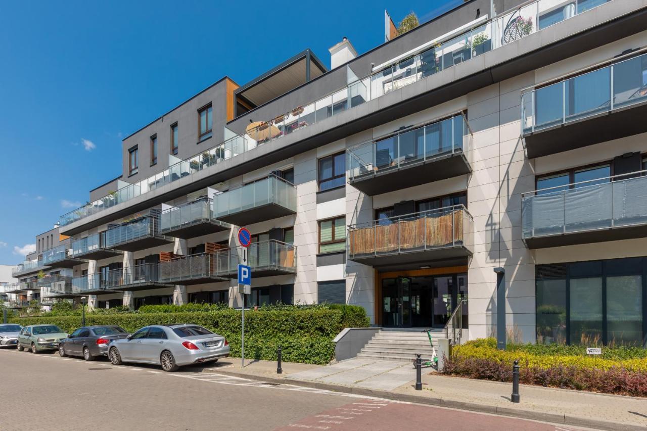 Apartment Sarmacka With Balcony Wilanow By Renters Warschau
