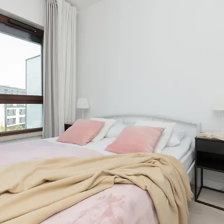 Sarmacka Apartment With Balcony Warsaw Wilanow By Noclegi Renters Exterior foto