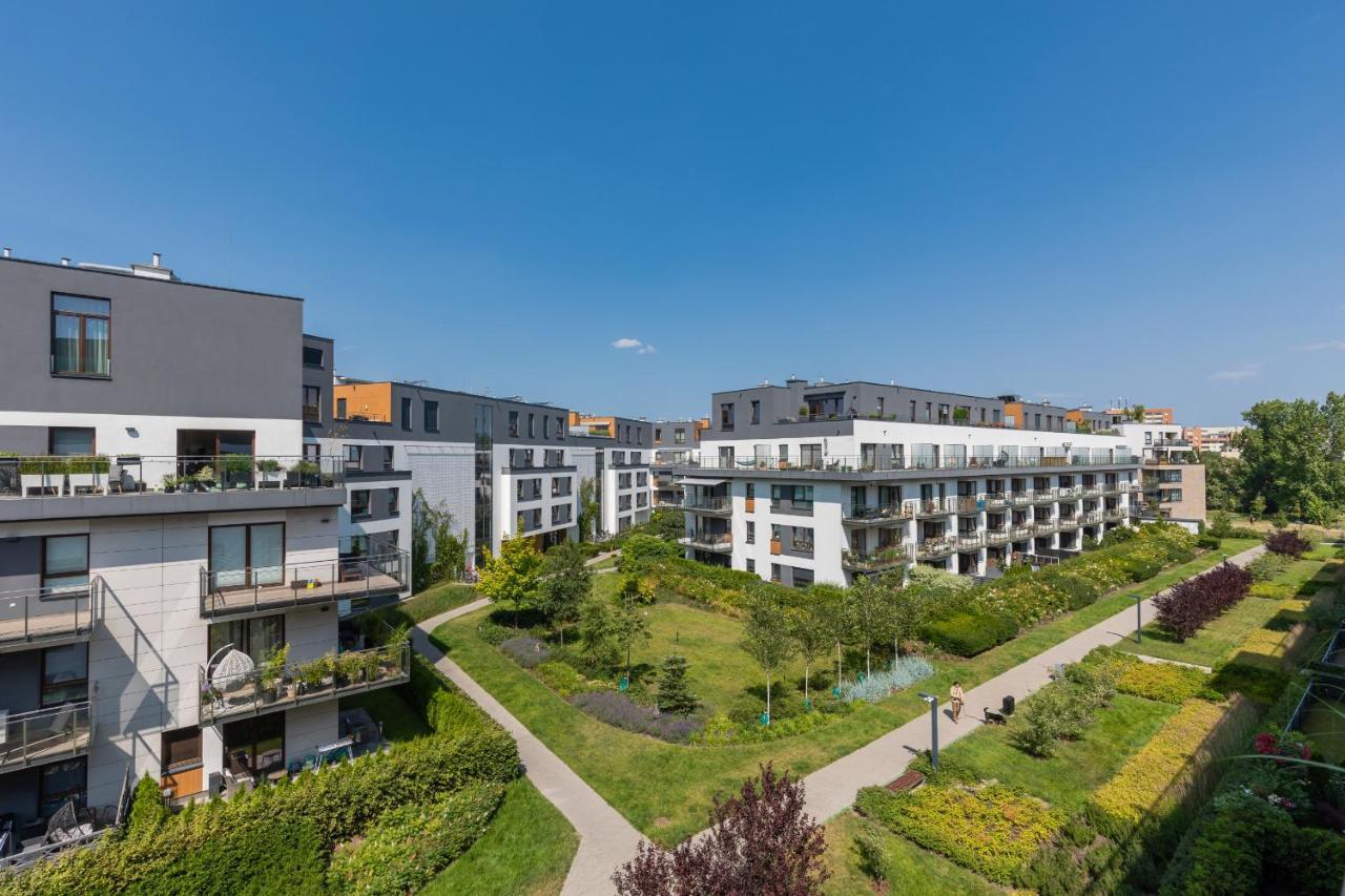 Sarmacka With Balcony Wilanow By Renters Apartmán *