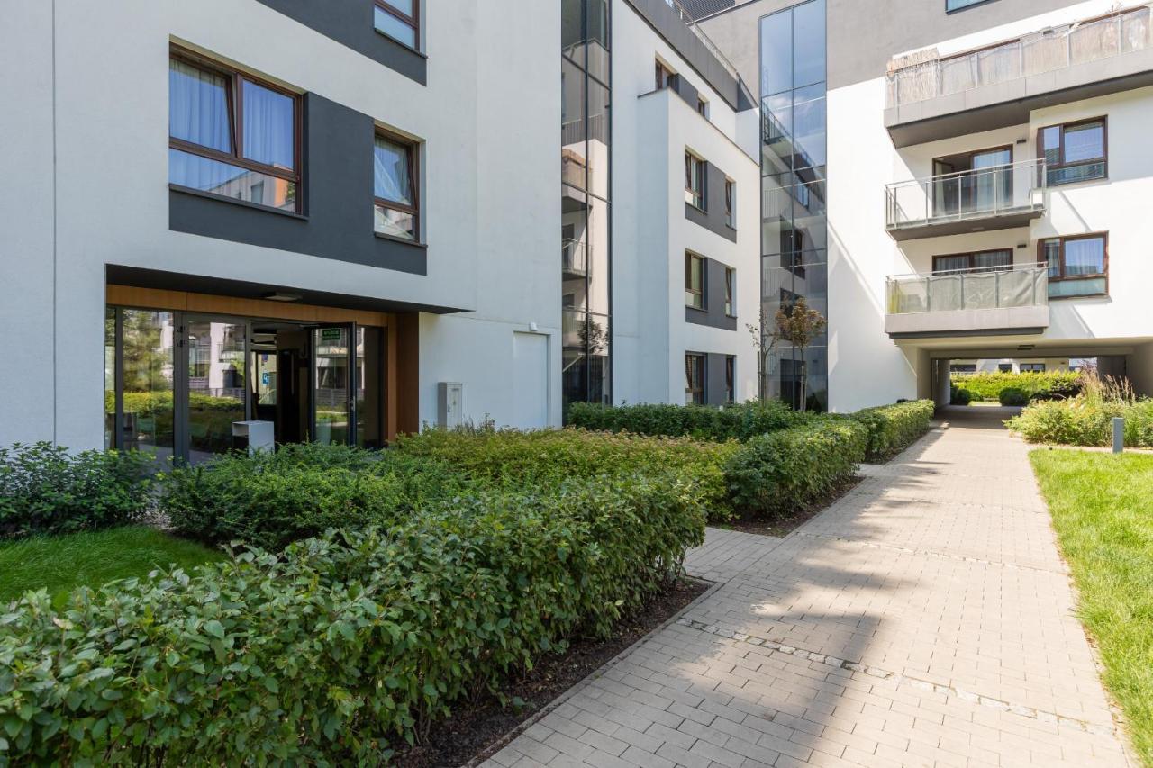 Sarmacka With Balcony Wilanow By Renters Apartmán Varšava