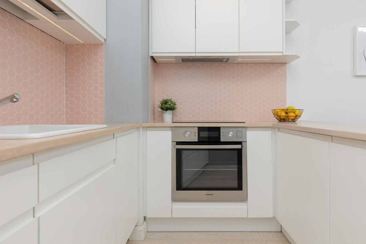 Apartmán Sarmacka With Balcony Wilanow By Renters